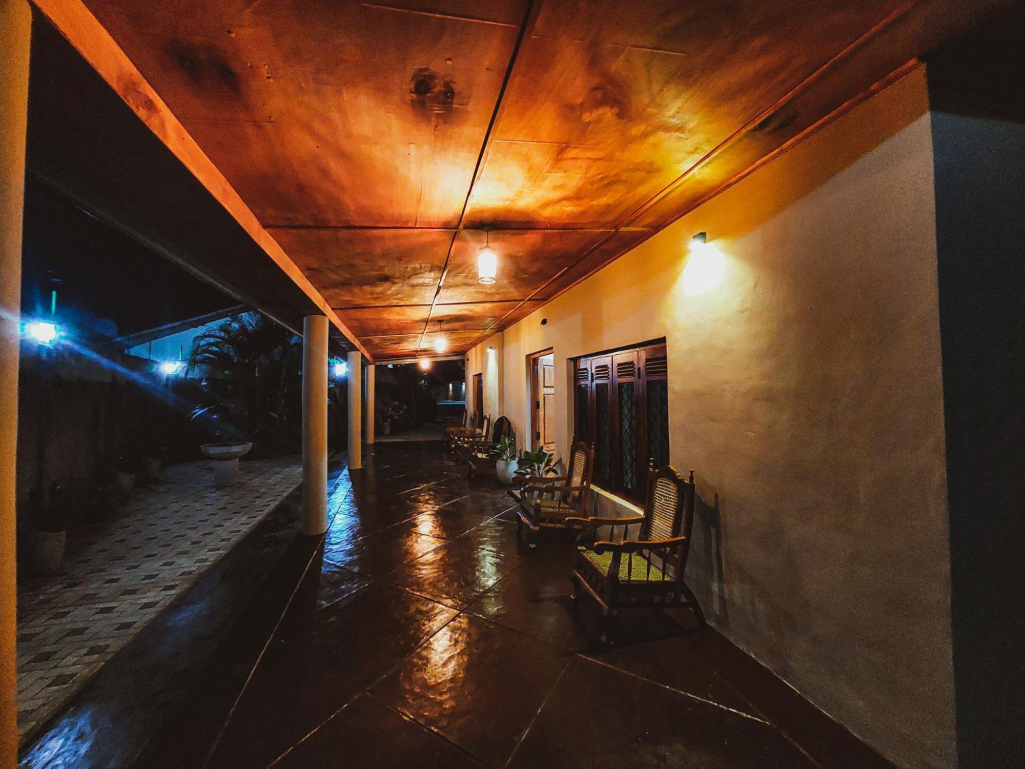 Villa Tranquil Kandy Peradeniya Exterior foto